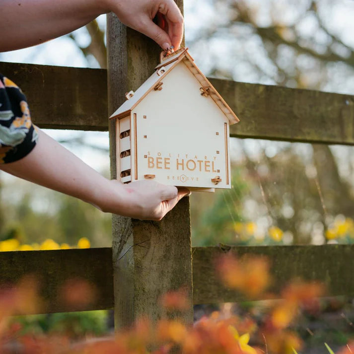 Bee Hotel Kit